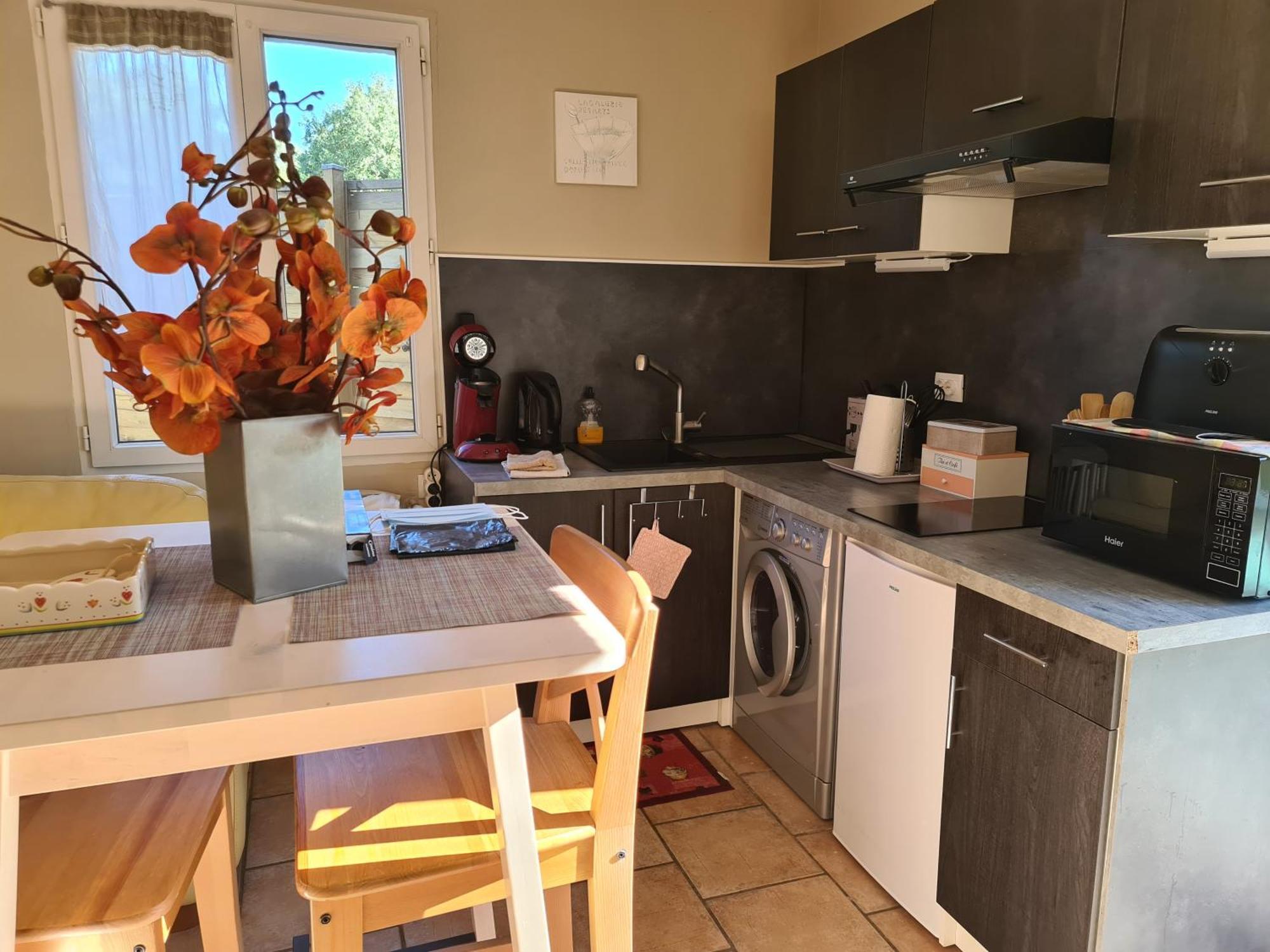Appartements Dans Villa Privee Avec Piscine, Jardin, Parking Clos, Wifi, Climatisation Мерёй Экстерьер фото