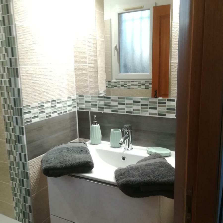 Appartements Dans Villa Privee Avec Piscine, Jardin, Parking Clos, Wifi, Climatisation Мерёй Экстерьер фото